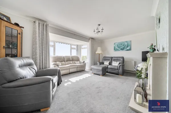 Glenfield Drive, Great Doddington, NN29 photo 6