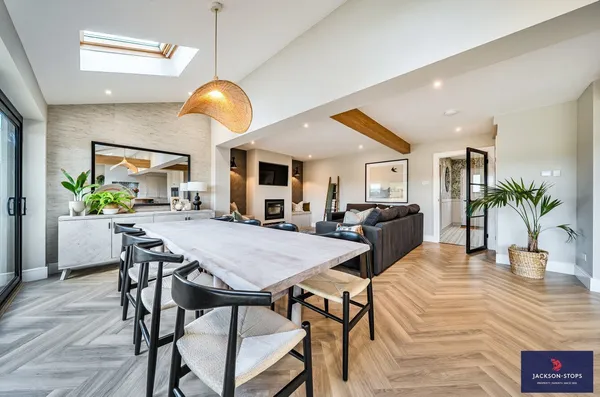 Sywell Road, Overstone, NN6 photo 6