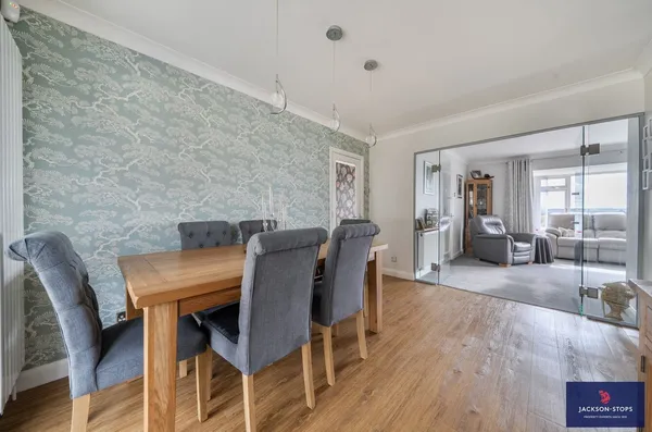 Glenfield Drive, Great Doddington, NN29 photo 9