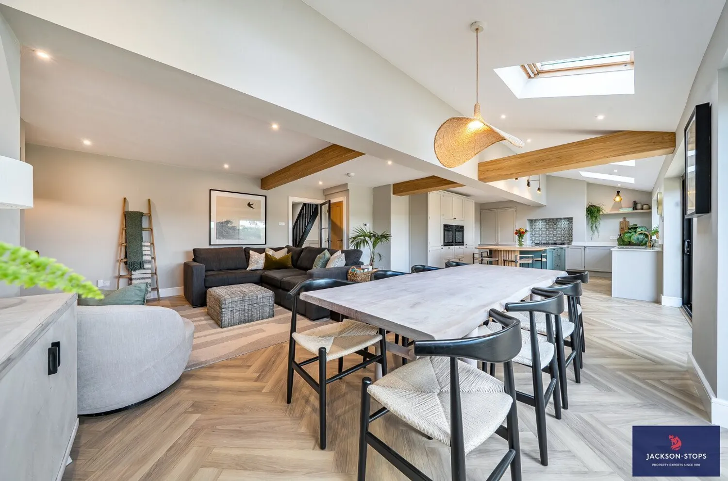 Sywell Road, Overstone, NN6 photo 8