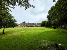 Newbery Close, Caterham, CR3 photo 22