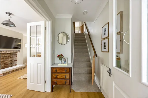 Pilley Lane, Leckhampton, GL53 photo 3