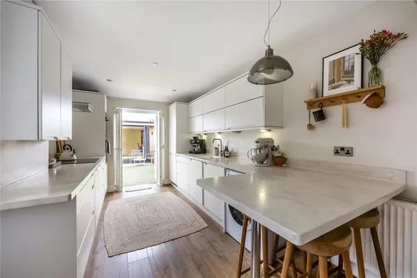Pilley Lane, Leckhampton, GL53 photo 6