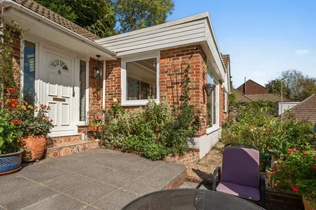 Milner Road, Caterham, CR3