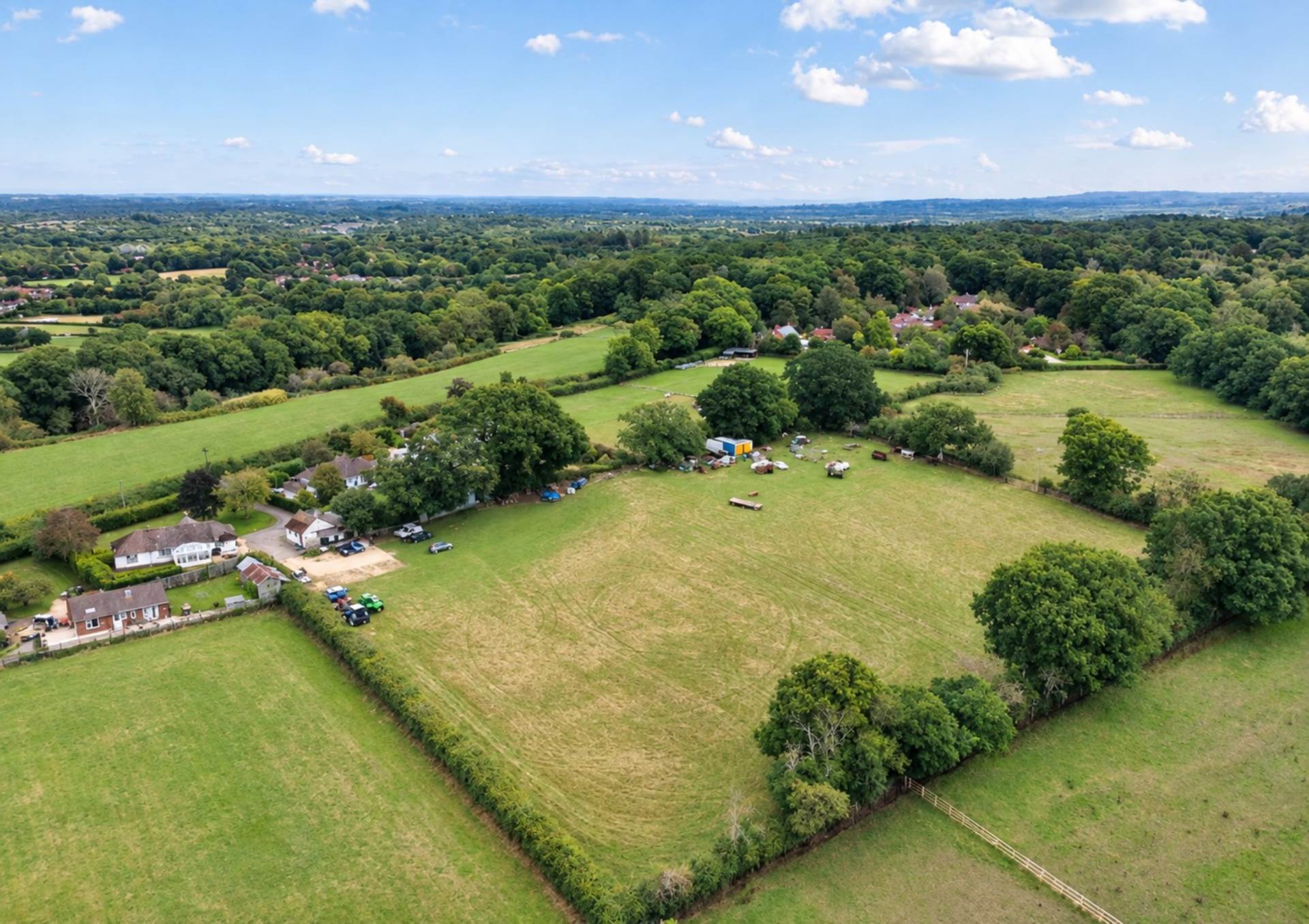 Hale, Hampshire - About 3.9 Acres Image 2