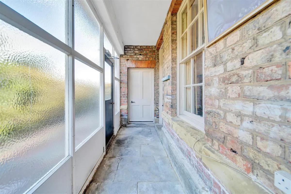 Rice Lane, Flaxton