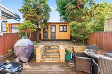 Garendon Road, Morden
