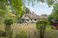 Roffes Lane, Caterham, CR3 photo 7