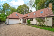 Roffes Lane, Caterham, CR3 photo 16