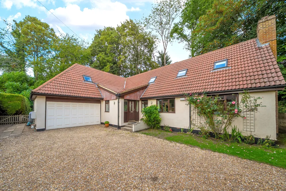 Roffes Lane, Caterham, CR3 photo 16