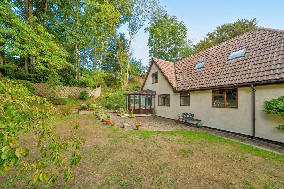 Roffes Lane, Caterham, CR3 photo 18