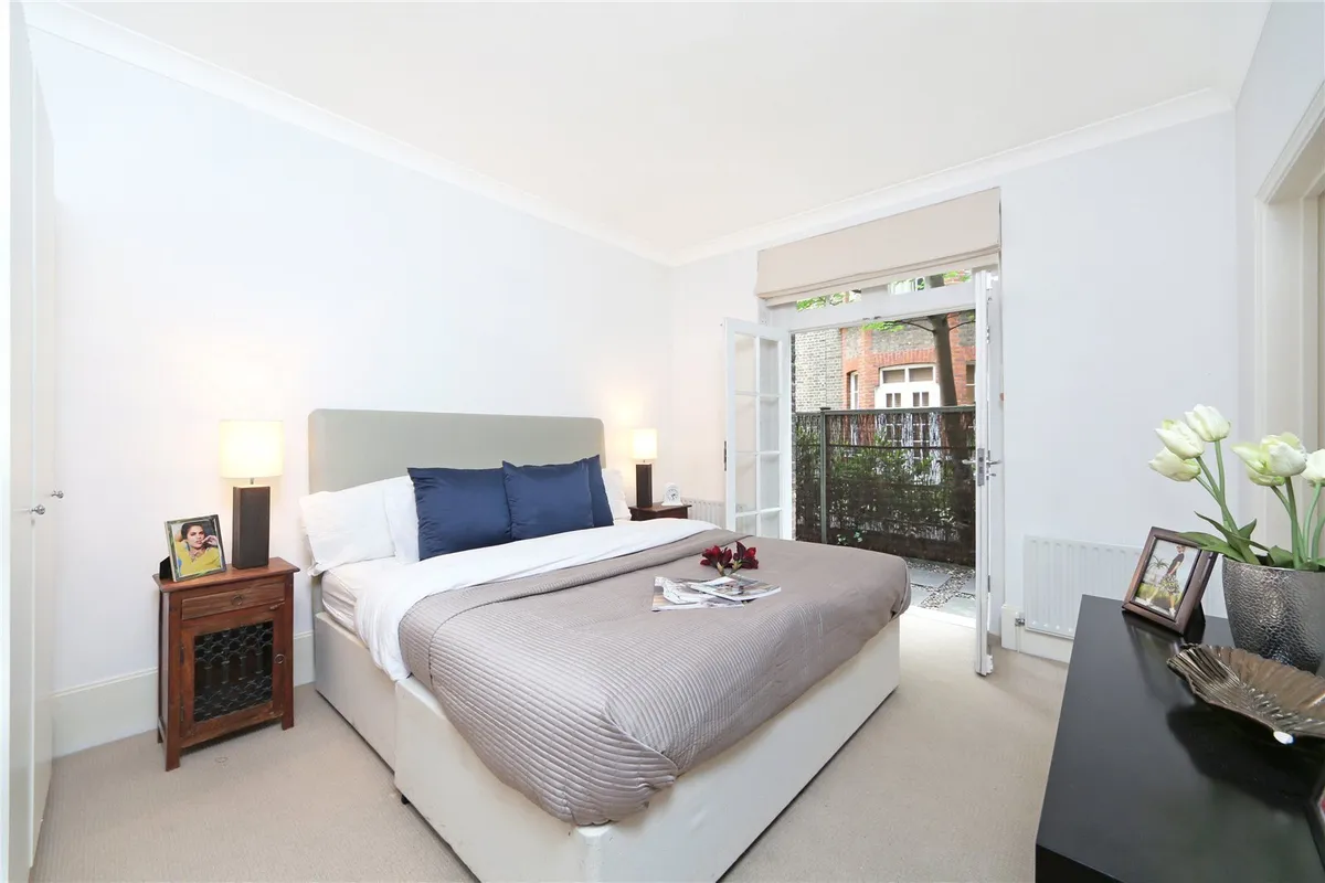 Warwick Chambers, Pater Street, London, W8