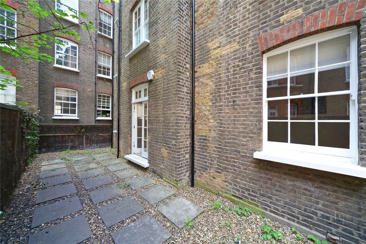 Warwick Chambers, Pater Street, London, W8