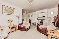 Newton Road, Rushden