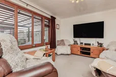 Newton Road, Rushden