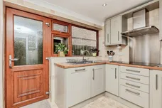 Newton Road, Rushden