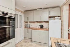 Newton Road, Rushden