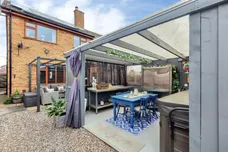 Newton Road, Rushden