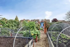 Newton Road, Rushden