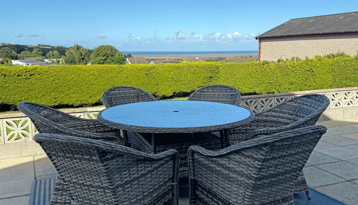 Pentraeth, Isle of Anglesey, LL75