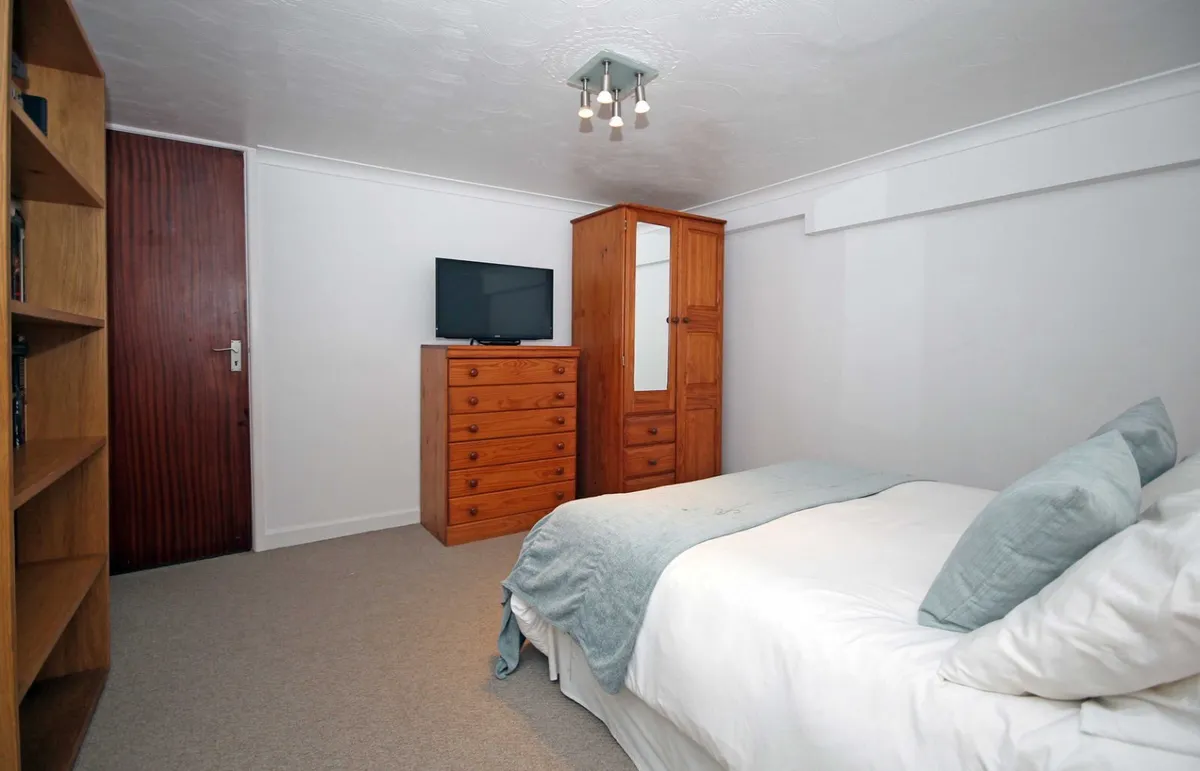 Pentraeth, Isle of Anglesey, LL75