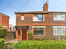 Longmead Avenue, Bishopstoke, Eastleigh photo