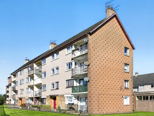 Sir Michael Place, Paisleyphoto
