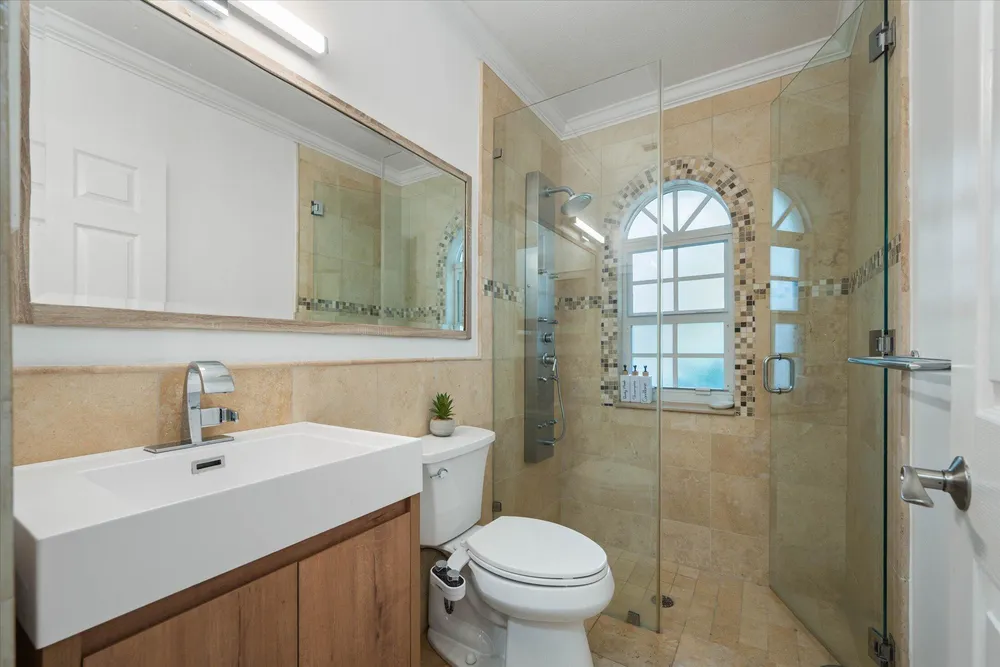 2647 Edgewater Dr, Weston, FL 33332