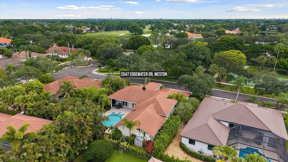 2647 Edgewater Dr, Weston, FL 33332