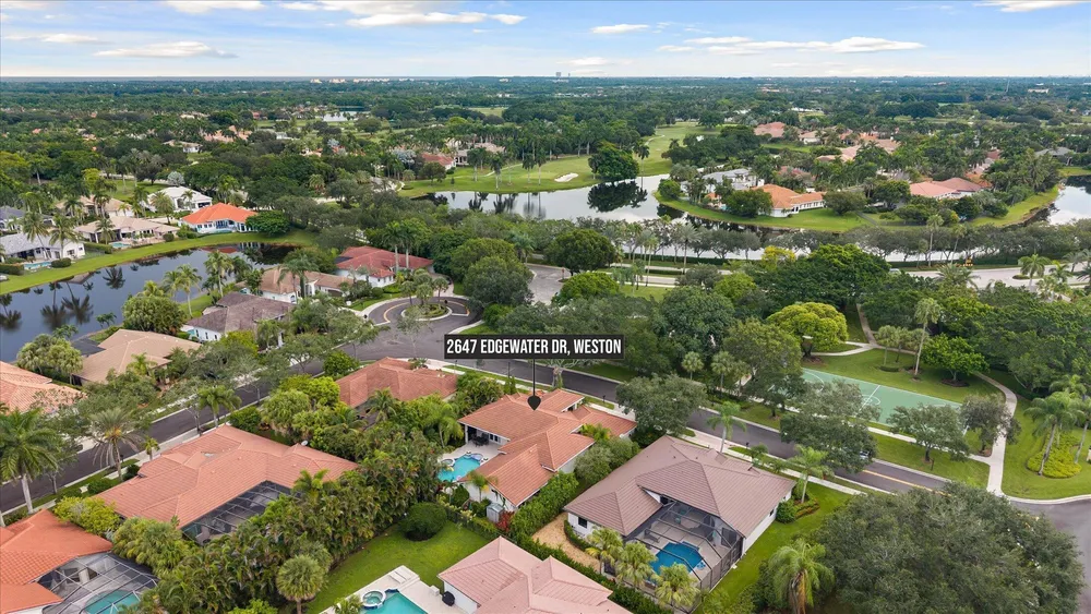 2647 Edgewater Dr, Weston, FL 33332