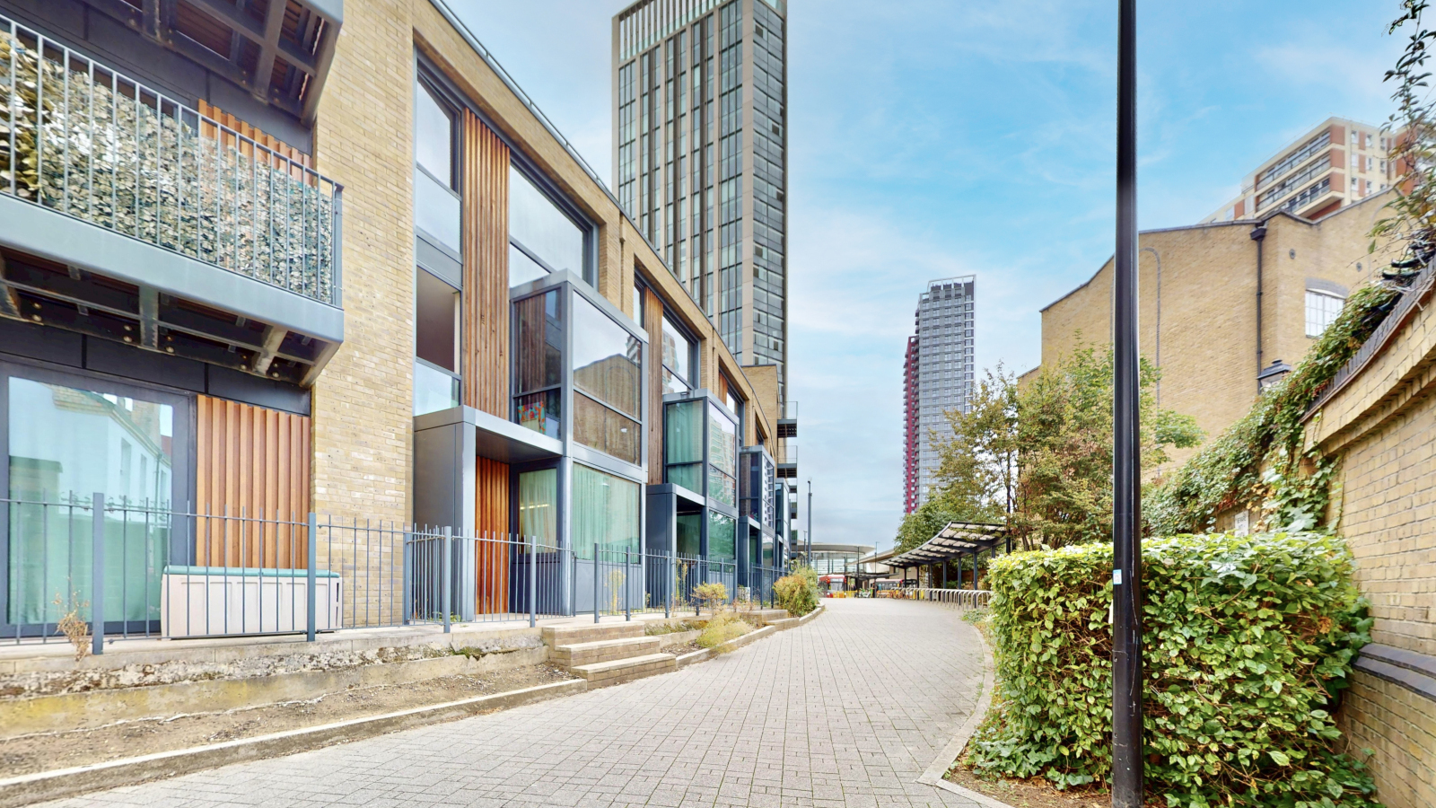 Surrey Quays Road, London, SE16 Image 26