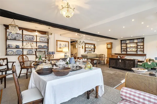 The Square, Beaminster, DT8 photo 6