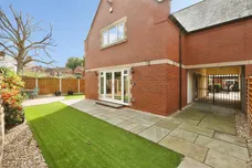 Tudor Villas, Retford