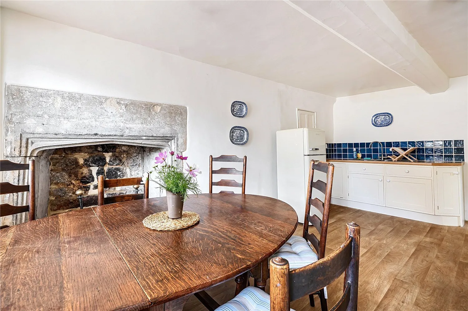 The Square, Beaminster, DT8 photo 15