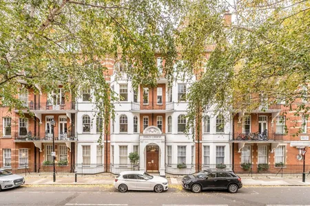 Ashley Gardens, London, SW1P