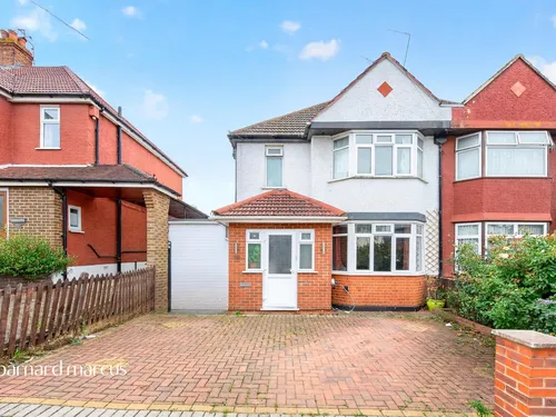 Somerset Avenue, Chessingtonphoto