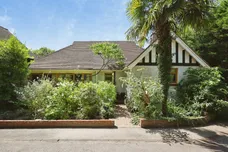 Te Whare, Little London, Heathfield