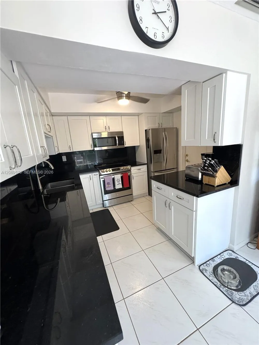 7190 E Tropical Way, Plantation, FL 33317