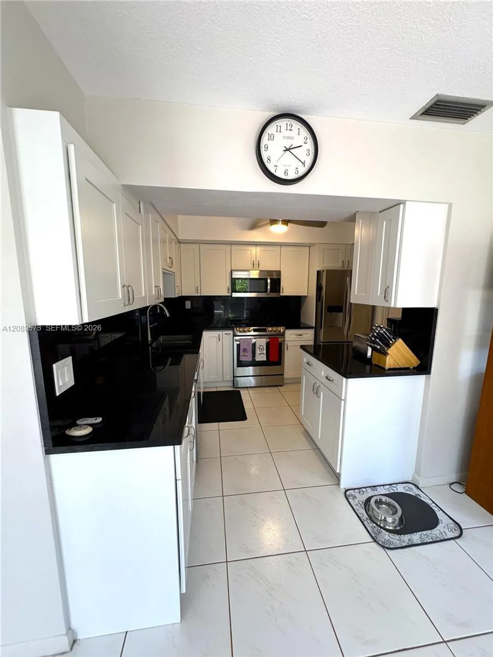 7190 E Tropical Way, Plantation, FL 33317
