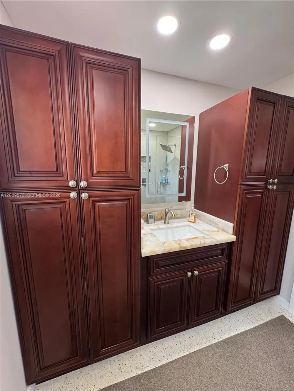 7190 E Tropical Way, Plantation, FL 33317