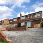 Kindersley Way, Abbots Langley, WD5