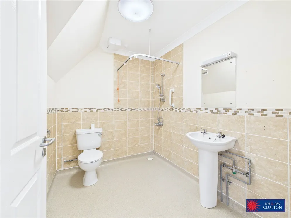 Property carousel item 5