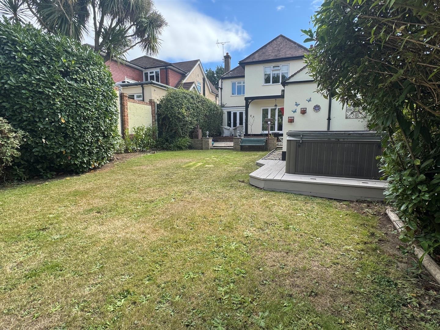 Main Road, Hockley Image 20