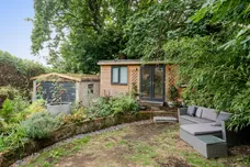Woodlands Lane, HASLEMERE, GU27 photo 15