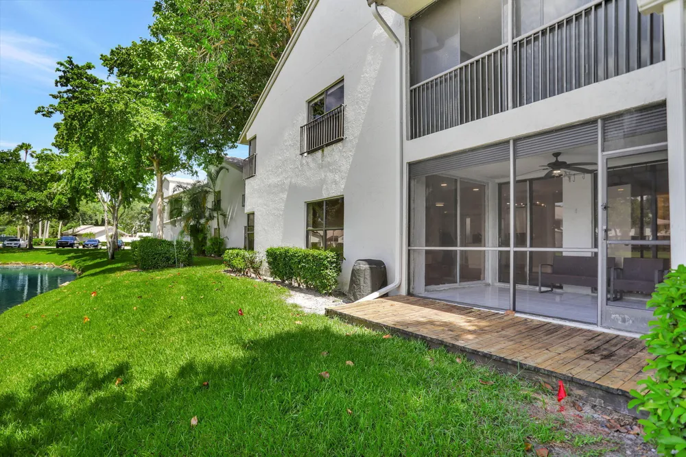 4771 NW 22nd St, Coconut Creek, FL 33063
