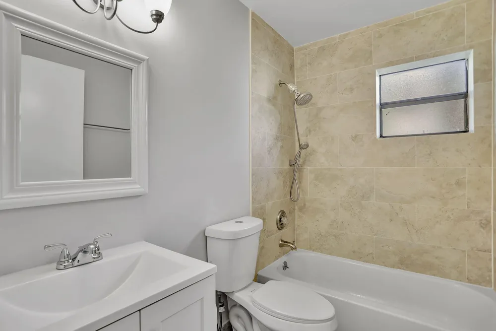 4771 NW 22nd St, Coconut Creek, FL 33063