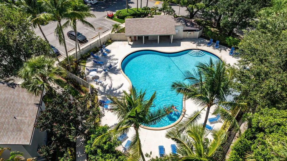 4771 NW 22nd St, Coconut Creek, FL 33063