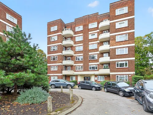 Bollo Lane, Londonphoto