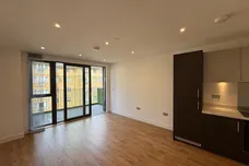 Alpini Road, LONDON