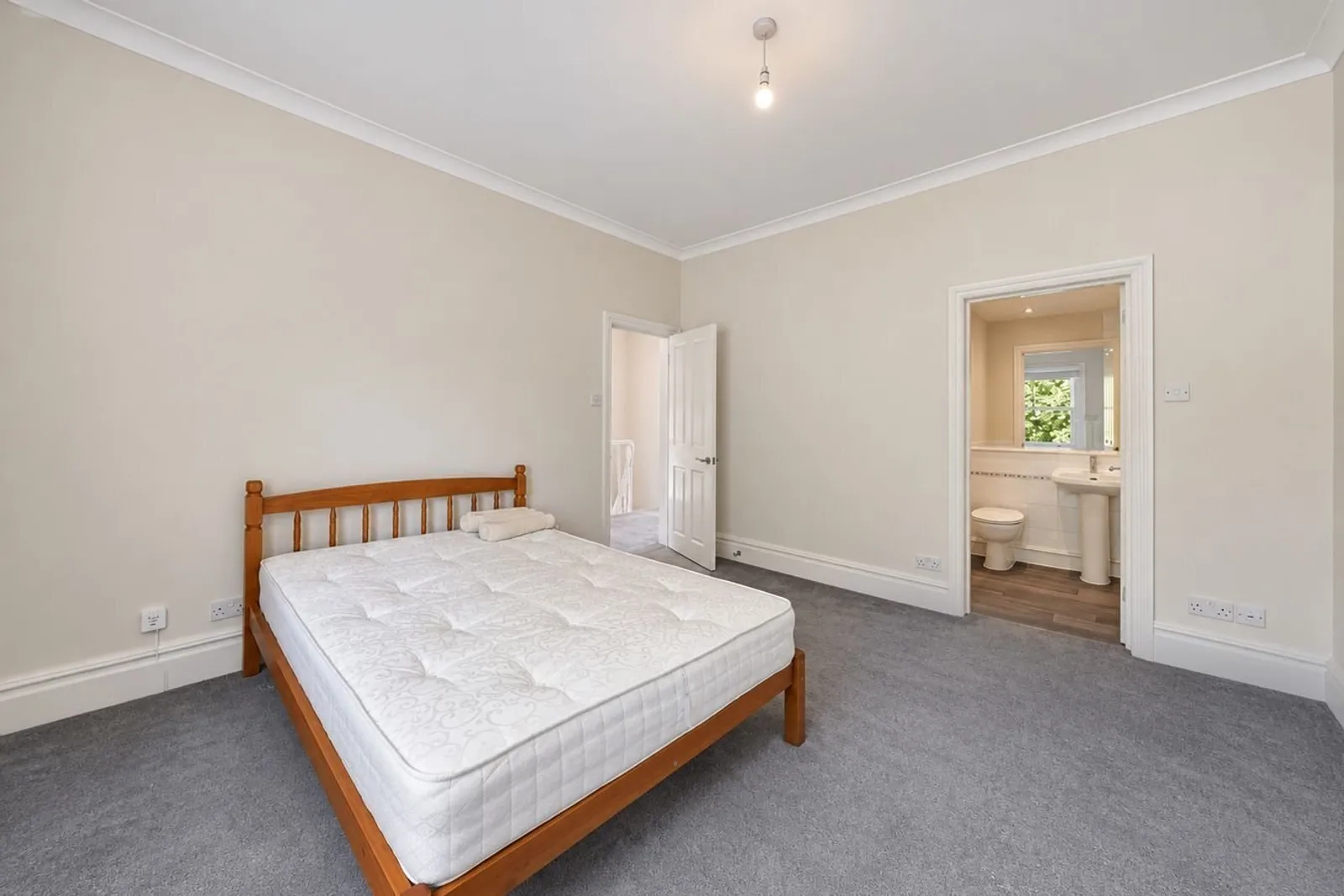 Brondesbury Villas, Kilburn, London, NW6